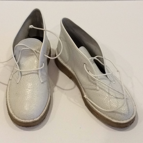 Tory Burch Bergam Cracked Leather - Picture 4 of 6